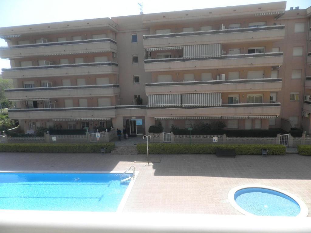 Rvhotels Apartamentos Ses Illes Blanes Exterior foto